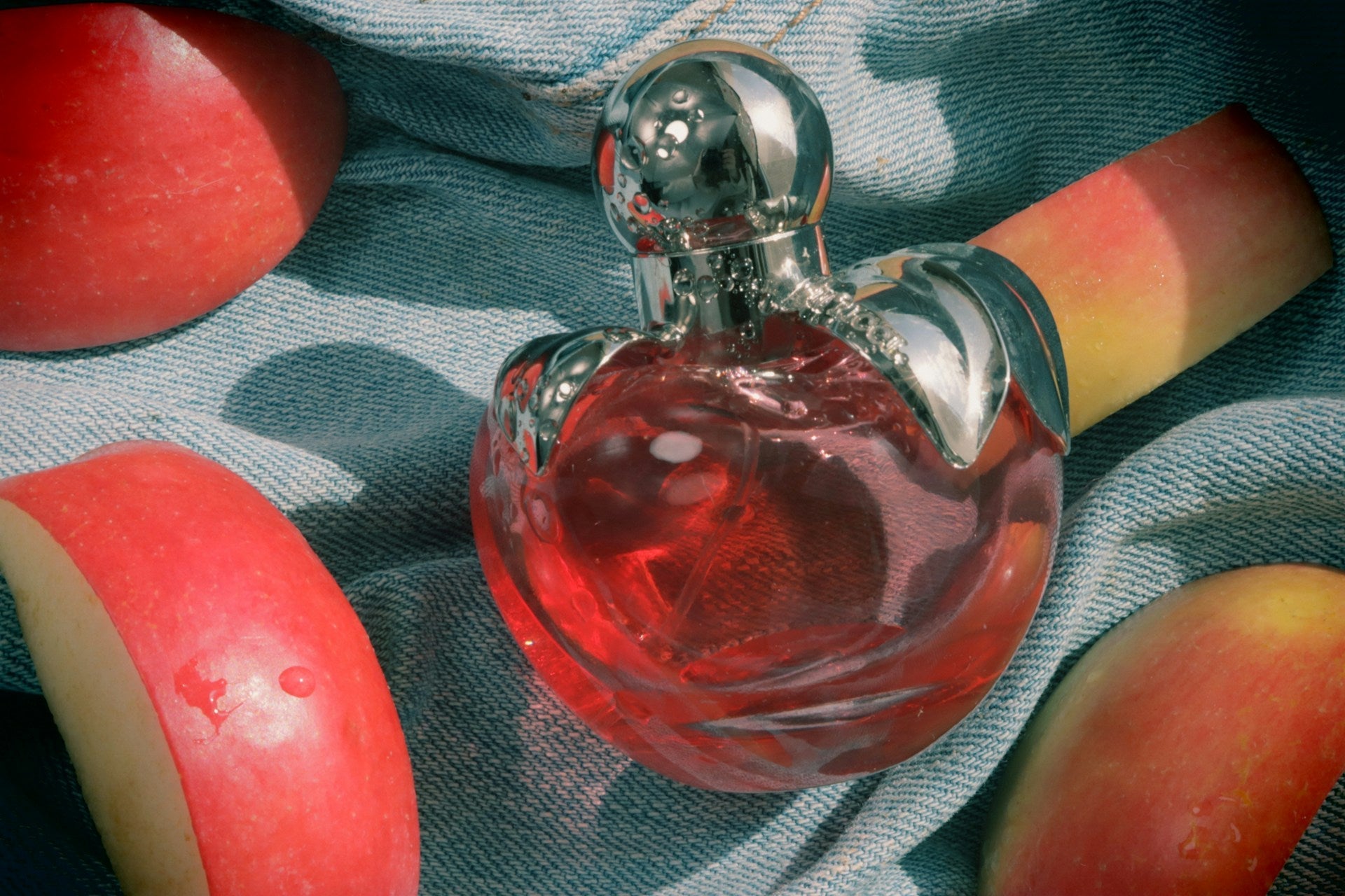 Fresh & Fruity Perfumes